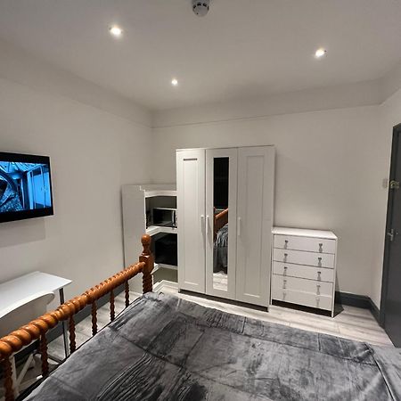 Urbanness Stays - Rooms With Stylish Comfort In The Heart Of Croydon Esterno foto