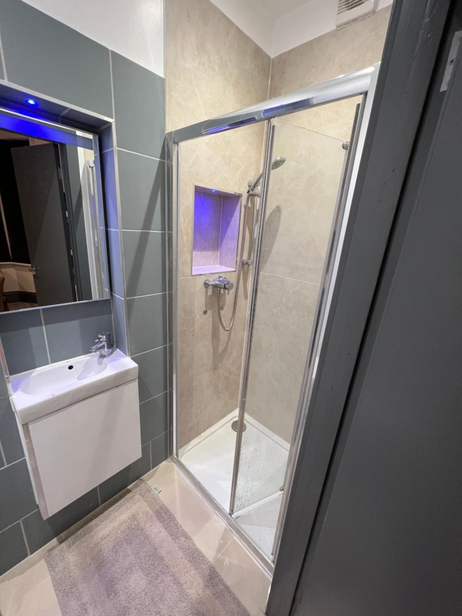 Urbanness Stays - Rooms With Stylish Comfort In The Heart Of Croydon Esterno foto
